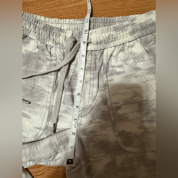 Athleta Farallon Printed Jogger Gray Tie Dye Womens 0 - Picture 8 of 9